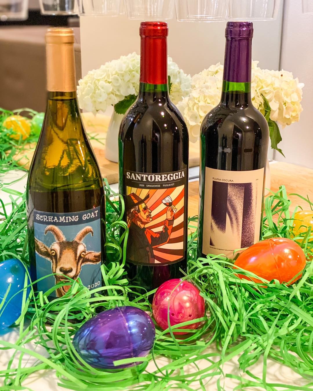 Looking for something to bring to the table on Easter? Check out this months REWINED selections! We’ve upgraded to include the red pair, the white pair, and the red and white pair - Mix and match and enjoy free shipping! 
Let’s get sippin’ 🍷 www.rewined.com
📸: Wine Guide, Nadine Morton | @sipwinewithnadine