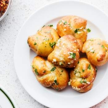 Garlic Knots